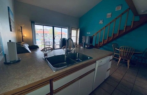 Quincy Condo | #20 Condo near large pool & shuttle to Gorge Amp-book separately