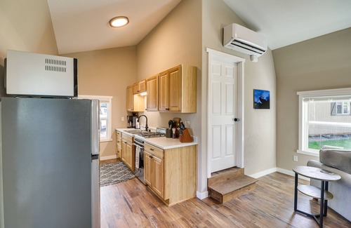 Columbia Falls Cabin | 20 Mi to Glacier Nat’l Park: Pet-Friendly Cabin