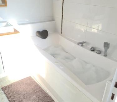 Thorigny-sur-Marne Apartment | 20 min de Disneyland - 4 chambres - 30 min Paris