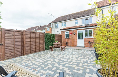 Yeading House | 20 min drive to LHR Cozy 1 bed home in Hayes|Free parking