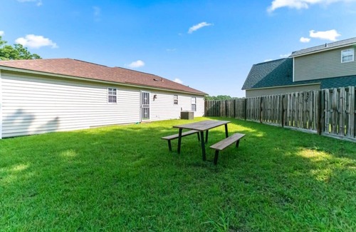 Savannah House | 20 Mins from the Airport- Sunny Soling Hideaway