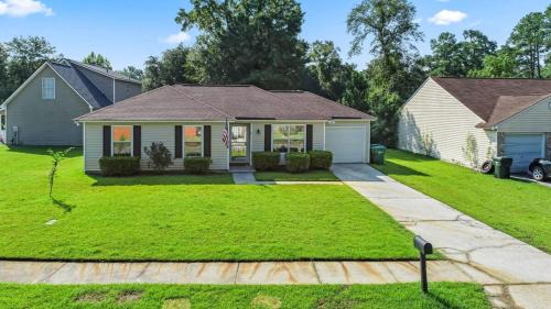 Savannah House | 20 Mins from the Airport- Sunny Soling Hideaway