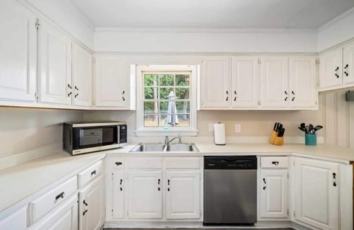 Mobile House | 20 Mins to Downtown! Relaxing Rambler