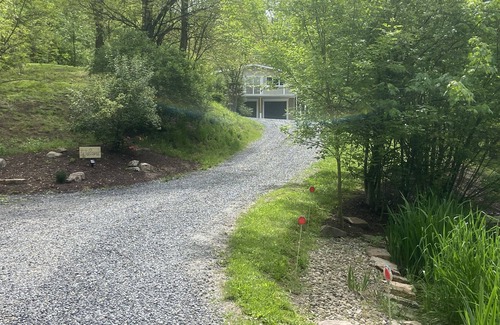 West Milton House | < 20 minutes from Bucknell. 4 minutes from Routes I-80 & 180.