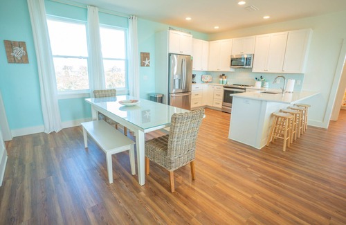 St. George Island House | 20% OFF FALL! Family Friendly, Private Pool, Game Room & Gulf Views!