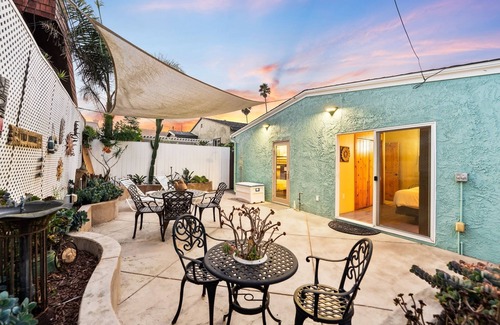 Silver Strand House | 20%Off Oct 23-26 Steps To Sand Walk To Restaurants