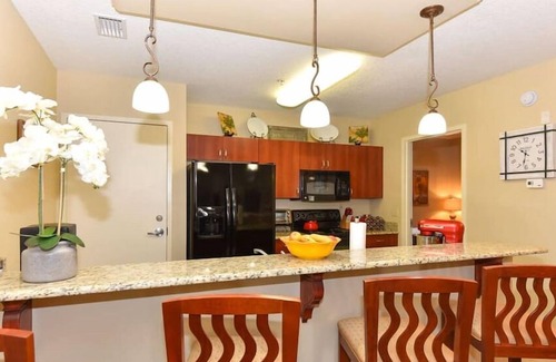 National Gardens Apartment | 20% off Ormond Retreat, Harley Davidson fans, Pool