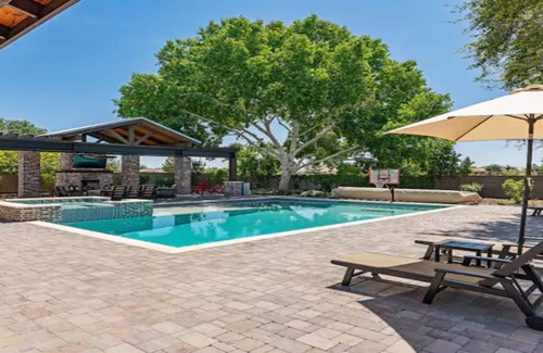 Irving Apartment | 20% Off Townhome 1BD/1BA HWY161/183 DFW Air I843