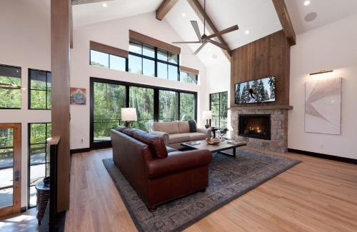 Purgatory House | 200 Engineer Drive