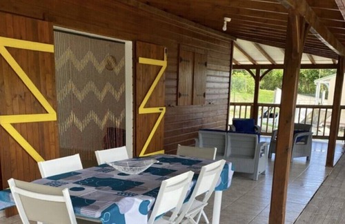 Marie-Galante House | 200 m from the beach traditional wooden house Pleasant house for four people