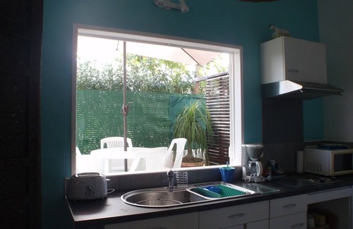 St Gilles-les-Bains House | 200 m from the lagoon, pretty F2/3 with outdoor space in a quiet area
