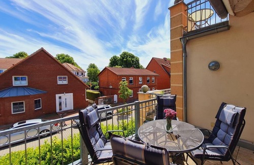 Alt Gaarz Apartment | 200 Meter zum Strand - Strandläufer Villa Rosita, Rerik + Garten