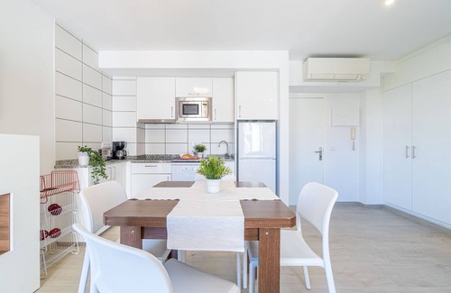 Roses Town Center Apartment | 2007-AV DE RHODE Apartment with wifi near the beach