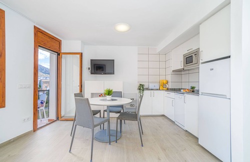 Roses Town Center Apartment | 2008-AV DE RHODE Apartment with wifi near the beach