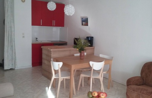 Boulouris-sur-Mer Apartment | 200m from boulouris beach, 2 rooms crossing, balcony and south living room