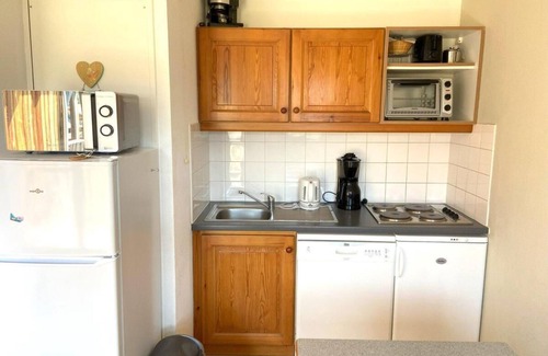 Saint-Etienne-en-Devoluy Apartment | 200m from ski slopes, 5th floor, balcony, tv, ski locker, 48m², Superdévoluy