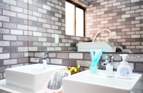 Naha City Centre Apartment | 201 Kitchen and Nice 2 bathrooms 9 people/Naha Okinawa