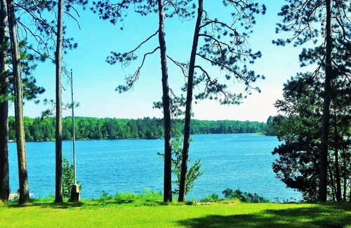 Grand Rapids Cabin | 2015 Built Lakeshore Cabin with 220 of shoreline, sandy beach on 8 private acres