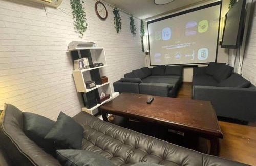 Maihama House | 【2024/2月OPEN! 一軒家貸切】東京ディズニーリゾートまで車5分、徒歩20分