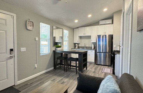 Hesperia Cabin | 2024 Built Brand New Luxurious Cabin on a Private Gated Land with AC, WIFI etc.
