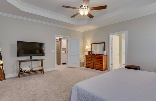 Evans House | 2024 Masters House Rental; Pet friendly with brand new pool and fence!