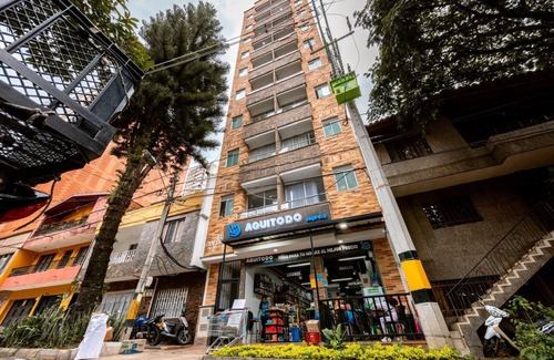 Sabaneta Condo | 2024 New boutique 2B/1B balcony condo in famous Parque de Sabaneta