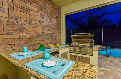 Naples House | 2025 Season Available ! TREVISO BAY - RESORT. LUXURY POOL & Spa GOLF HOME
