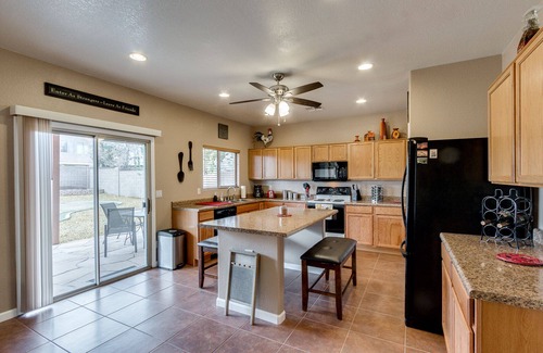 San Tan Valley House | 2025 SEASON JUST OPENED. INQUIRE WITHIN DISCOUNT AVAILABLE. Min 30 day stay