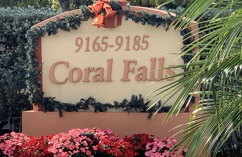 Ole Condo | 2026 Winter Classic Includes Players Private Club Access Naples Lely Resort