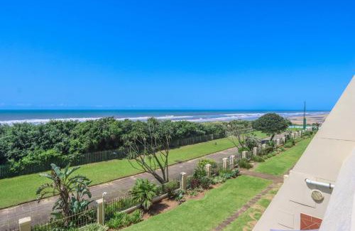Kingsborough Apartment | 205 Lescalier Cabanas - Modern Beach front apartment