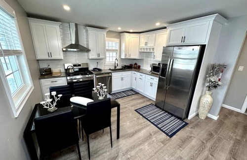 Cape May - Wildwood Apartment | 206 E 21st Str N.W. · WOW - N. Wildwood Pet friendly