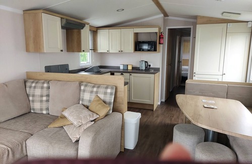 Burnham-on-Sea House | 208 Unity Beach 6 berth enc garden no pets