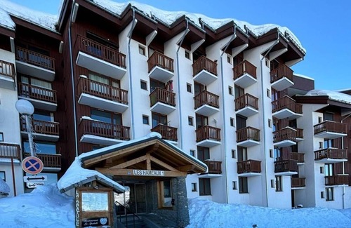 Plagne Villages Apartment | 20m from ski slopes, 4th floor, view ski slopes, tv, ski locker, 42m², La Plagne