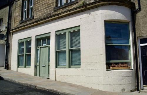 Inverkeithing Apartment | 20min train to Edinburgh, The Coorie Inn