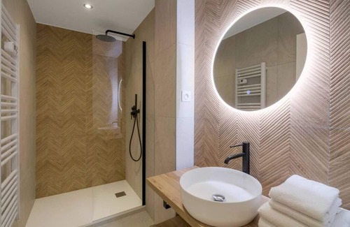 Charonne Apartment | 21.appart 4pers#1 Bedroom #père Lachaise #nation