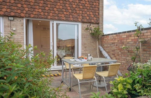 Wrentham Apartment | 21 Chapel Road, Wrentham