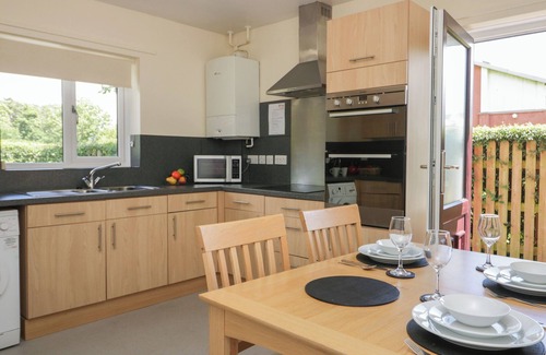 Eamont Bridge House | 21 EAMONT PARK, pet friendly, with a garden in Penrith