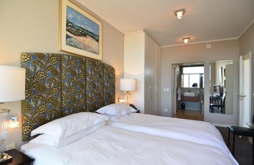 Victoria and Alfred Waterfront Apartment | 214 Harbour Bridge
