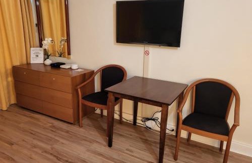 Waikiki Apartment | 21st Floor Renovated Studio with 2 Queen Beds