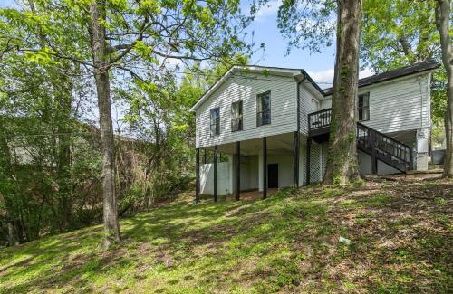 Birmingham House | 21st Street Evergreen Charm