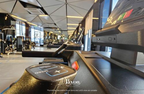 Downtown George Town Hotel | 22 Macalisterz Premium Suites by Flash Group