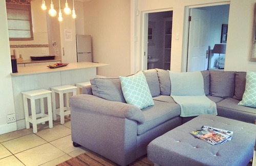 Port Elizabeth Ski Chalet | 22 Mill Park