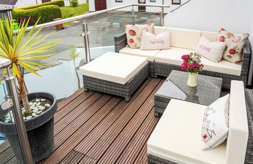 Abersoch House | 220 CAE DU, pet friendly, country holiday cottage in Abersoch