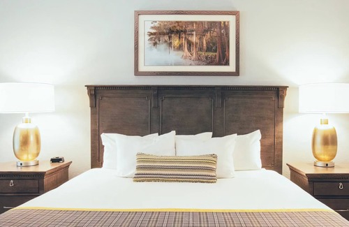 Orange Lake Resort | 2200 sq ft villa, 3BD+3BA, right next to the Magic Kingdom June 13-17