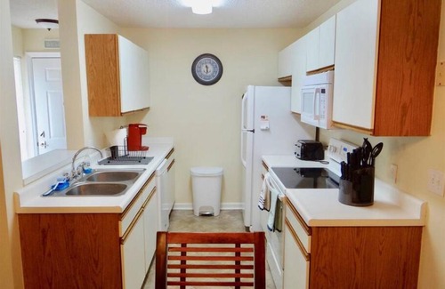 Garden City House | 2270-G Southbridge Villas