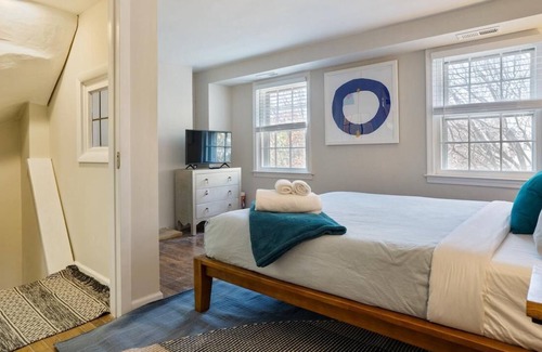 Southwark Apartment | 229 Fulton St. in Philadelphia