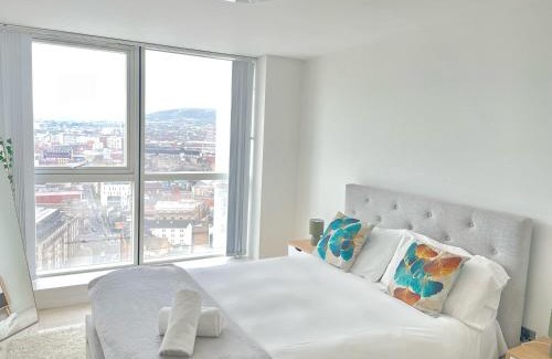 Belfast City Centre Apartment | 22nd Floor Luxury City Centre Apartment