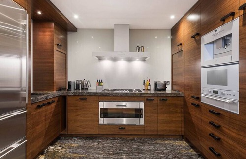 Knightsbridge House | 22PSM · Spectacular Knightsbridge House | Harrods 1 minute