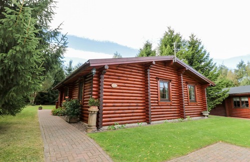 Morpeth Cottage | 23 LAKESIDE DRIVE, pet friendly, country holiday cottage in Felton