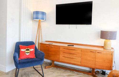 Aberdour House | 23 SEASIDE PLACE, family friendly, with open fire in Aberdour